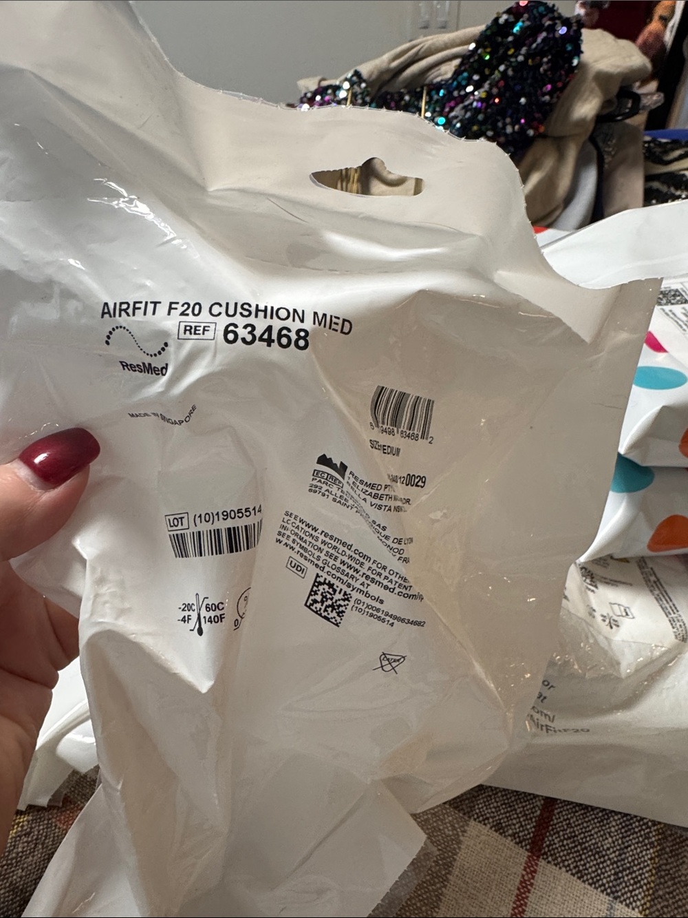 ResMed White AIRFIT F20 Cushion MED Packaging